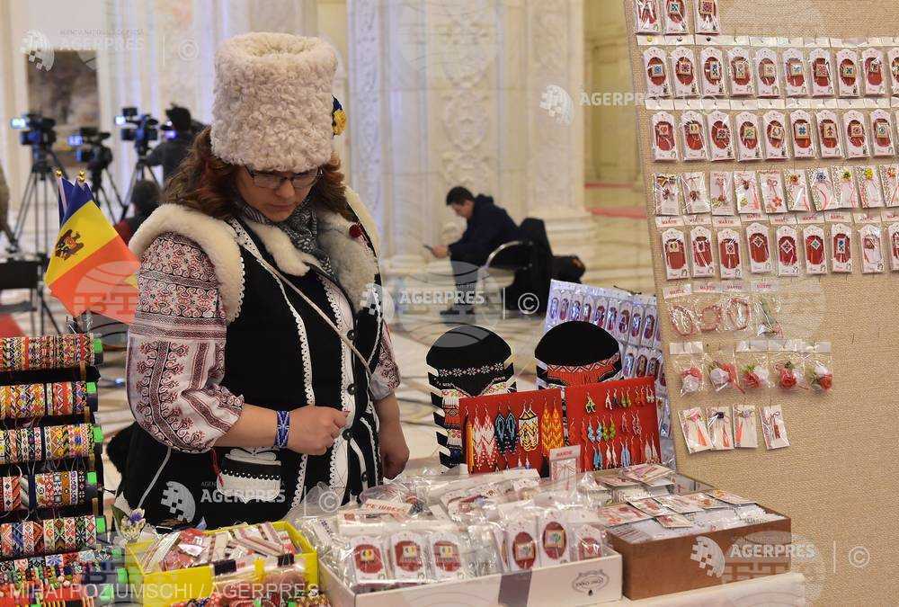 Аджерпрес: Изложба "Мартеницата - Историята на една традиция" в Двореца на парламента по повод петата годишнина от включването на обичая в наследството на ЮНЕСКО