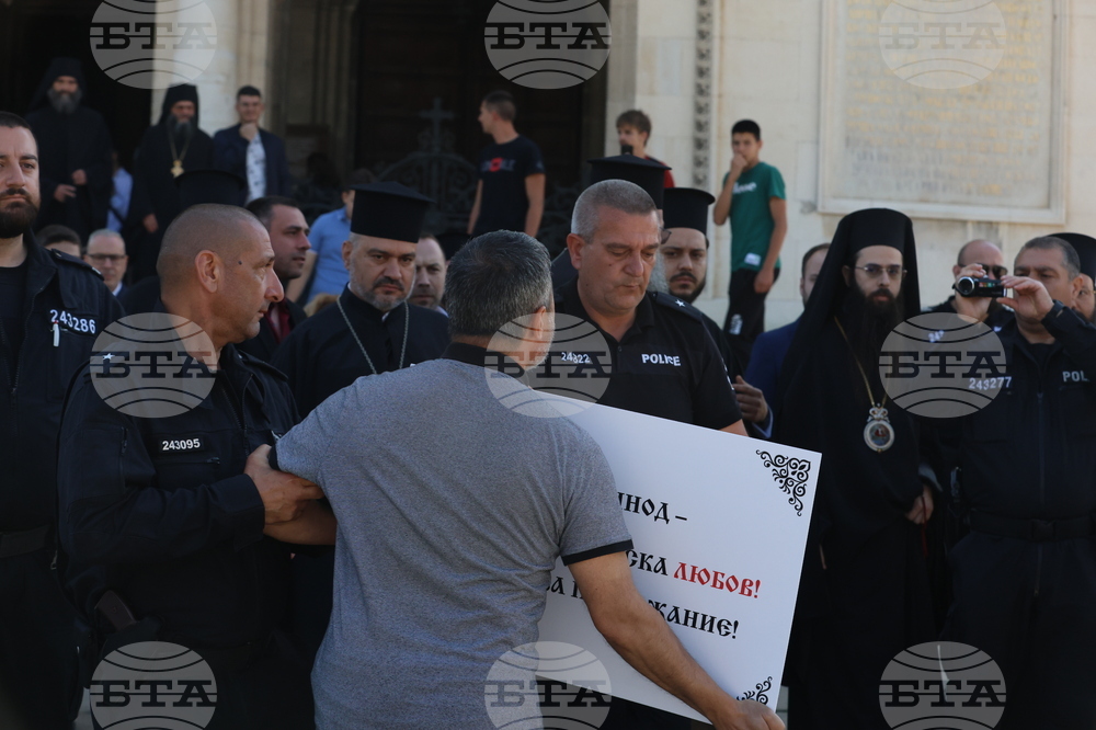 Свети синод - Знеполският епископ Арсений е новият Сливенски митрополит