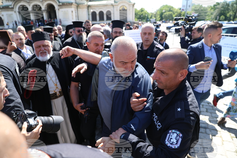 Свети синод - Знеполският епископ Арсений е новият Сливенски митрополит