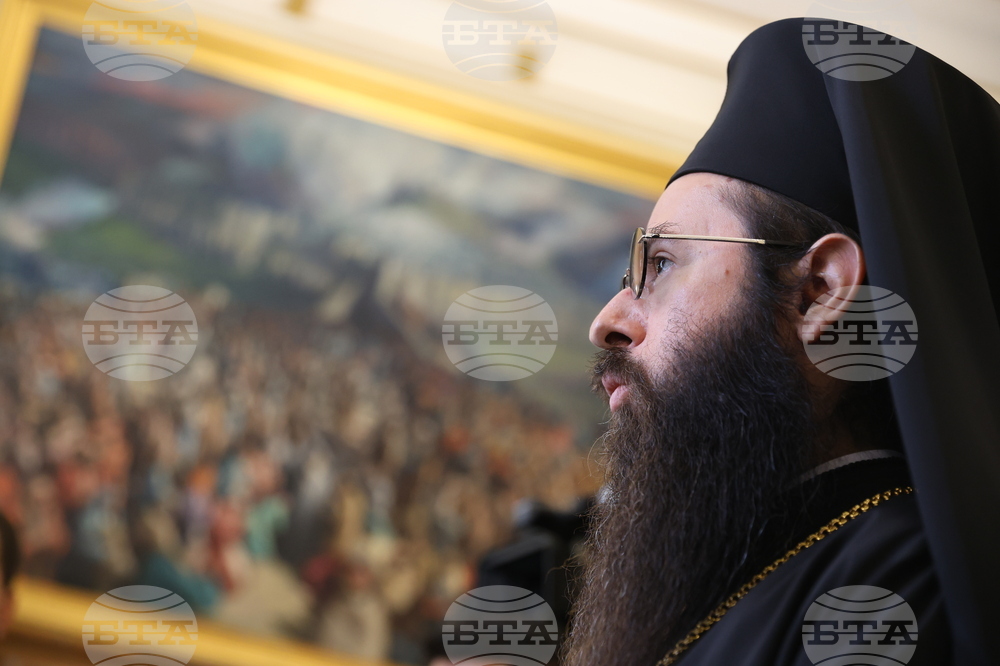 Свети синод -  Знеполски епископ Арсений - обявяване за Сливенски митрополит - церемония