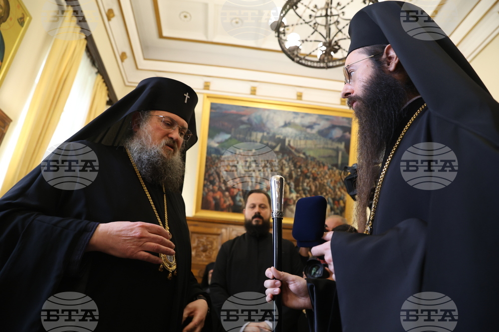 Свети синод -  Знеполски епископ Арсений - обявяване за Сливенски митрополит - церемония