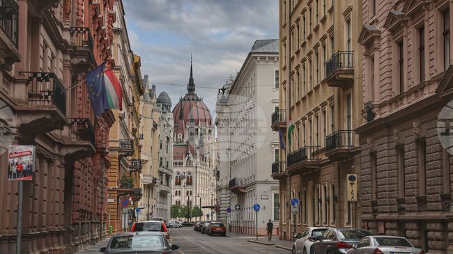 МТИ: Хората, които искат сигурност, трябва да подкрепят правителството на Виктор Орбан, заяви лидерът на парламентарната група на ФИДЕС