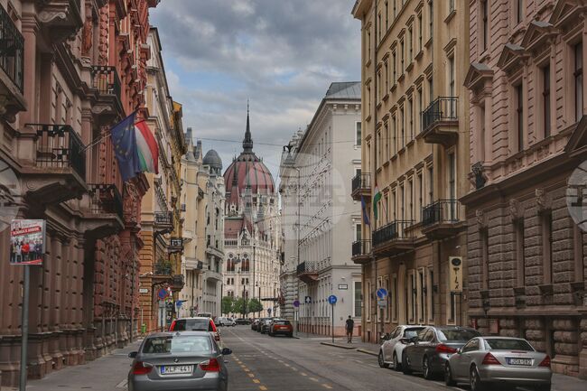 МТИ: Хората, които искат сигурност, трябва да подкрепят правителството на Виктор Орбан, заяви лидерът на парламентарната група на ФИДЕС