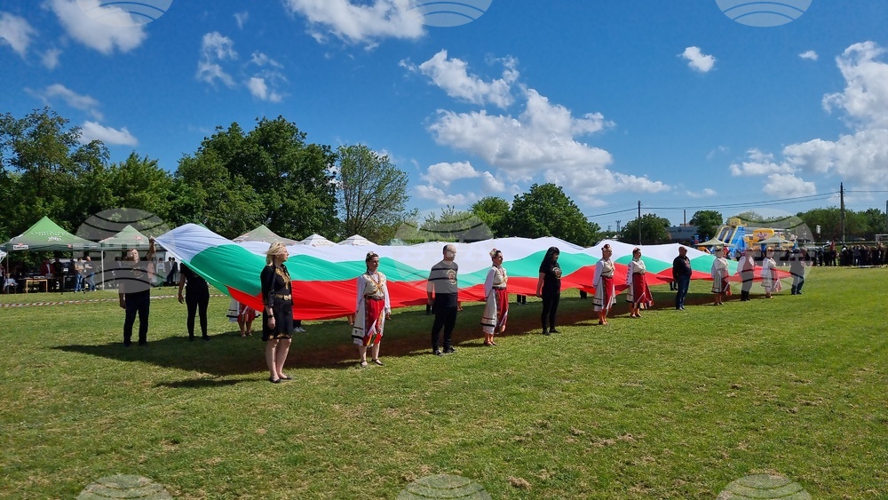 Хоротеката в село Бранище ще бъде открита с двойно по-голям български флаг от миналата година