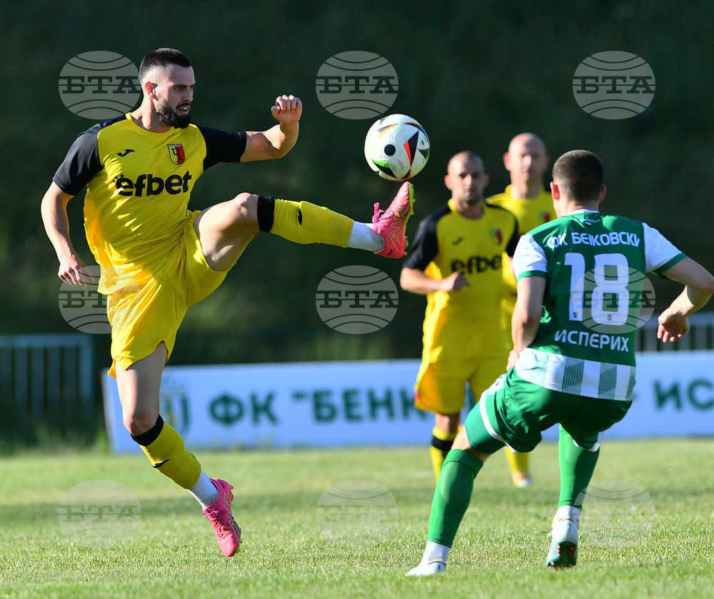 Исперих - футбол - "Бенковски" - "Черноломец"