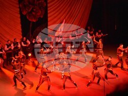 С тържествена сесия на Общински съвет – Благоевград продължи втората част от празничната програма по повод 110 години от Освобождението на Горна Джумая и Пиринска Македония на вчерашния 5 октомври. 