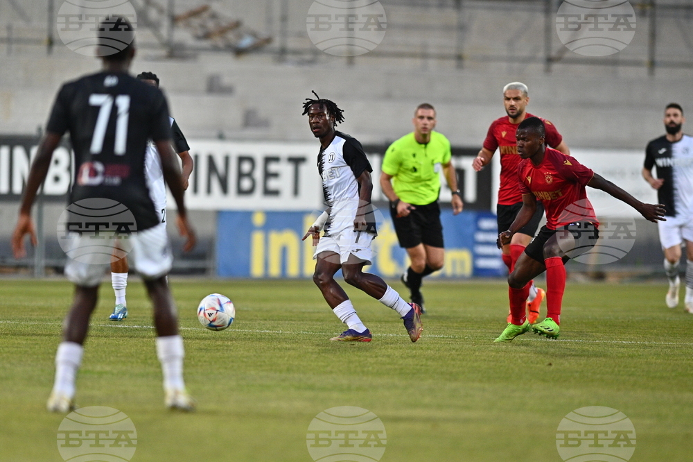 Пловдив - футбол - Локомотив Пловдив - ЦСКА-София