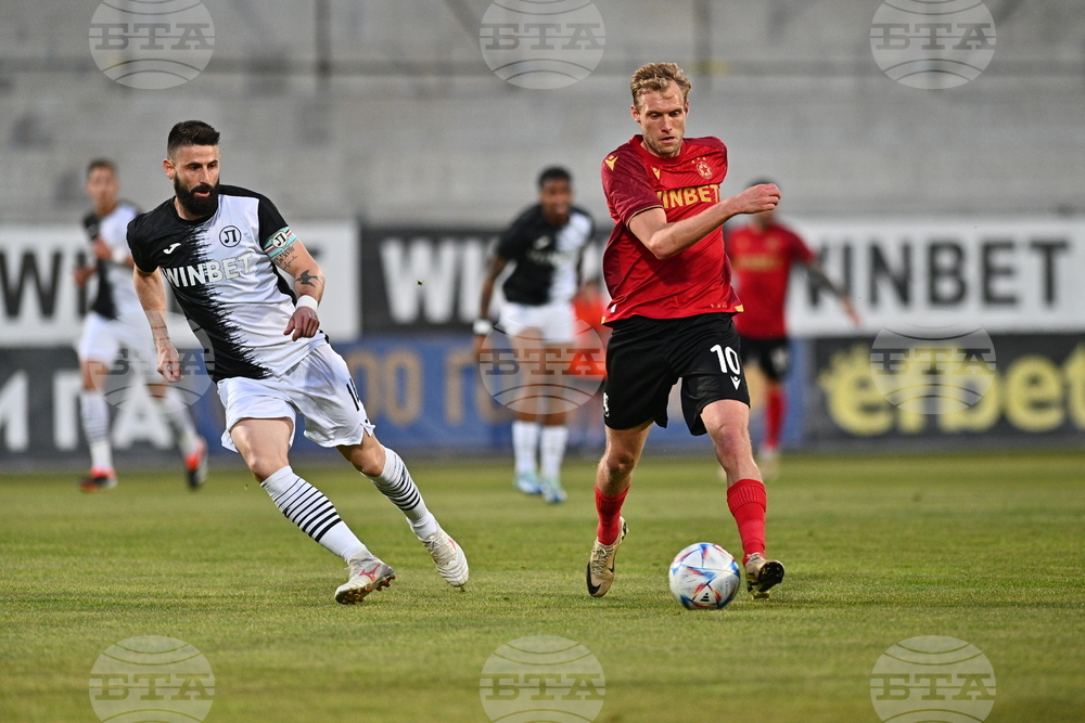 Пловдив - футбол - Локомотив Пловдив - ЦСКА-София