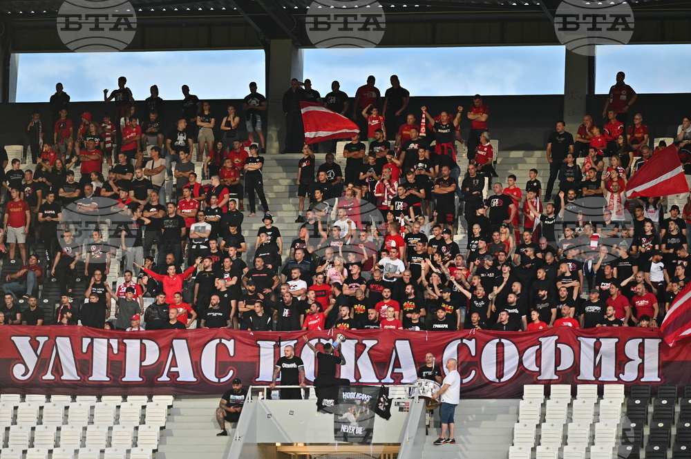 Пловдив - футбол - Локомотив Пловдив - ЦСКА-София