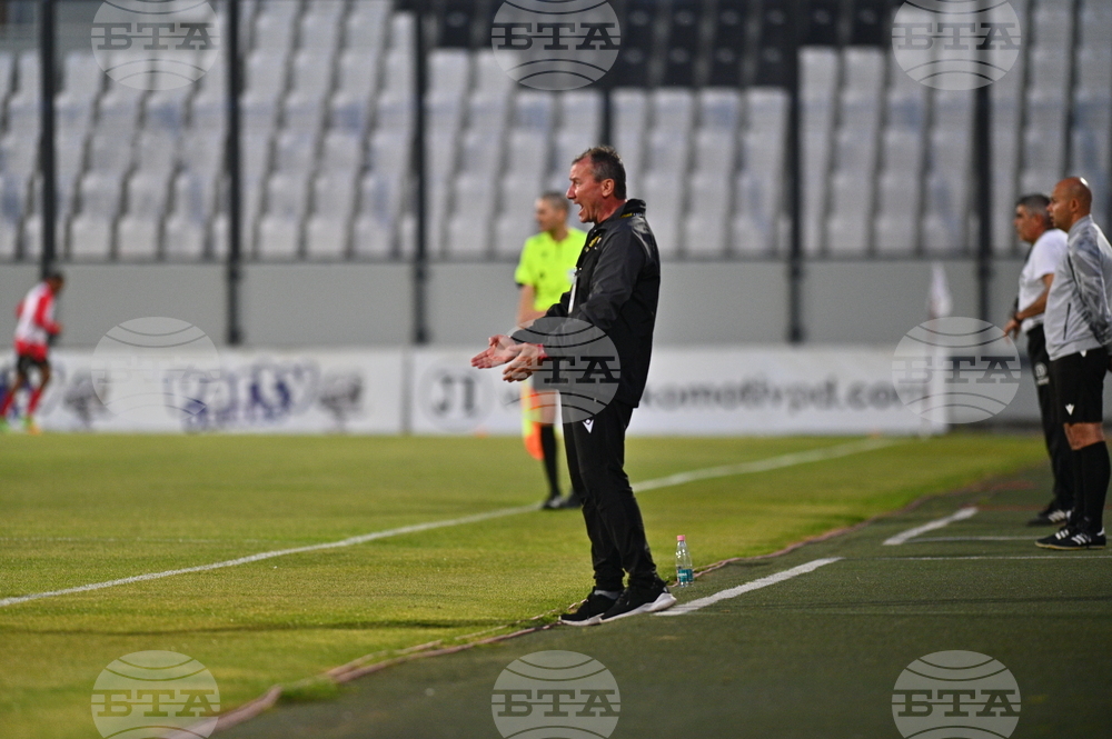 Пловдив - футбол - Локомотив Пловдив - ЦСКА-София