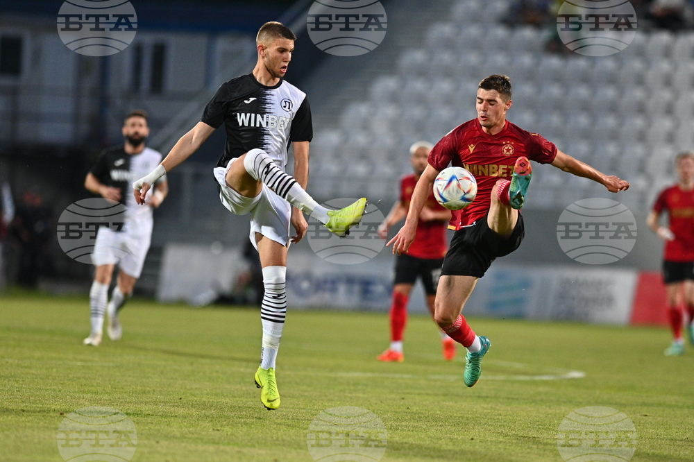 Пловдив - футбол - Локомотив Пловдив - ЦСКА-София