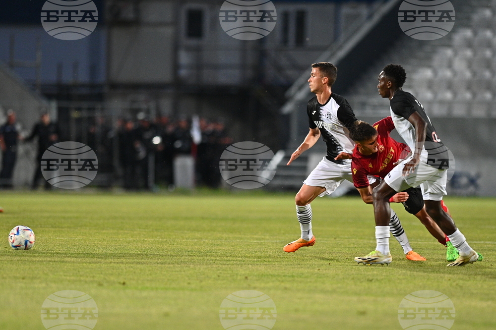 Пловдив - футбол - Локомотив Пловдив - ЦСКА-София