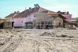 Село Каравелово - фургони - разполагане