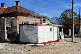 Село Каравелово - фургони - разполагане