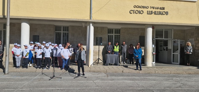  „Детско полицейско управление“ днес бе открито в ОУ „Стою Шишков“ гр. Смолян 