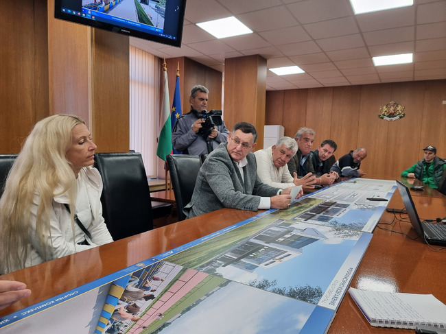 Кметът на Шумен предлага да се постави камера за скорост на кръговото кръстовище в града, където млада жена загина при катастрофа