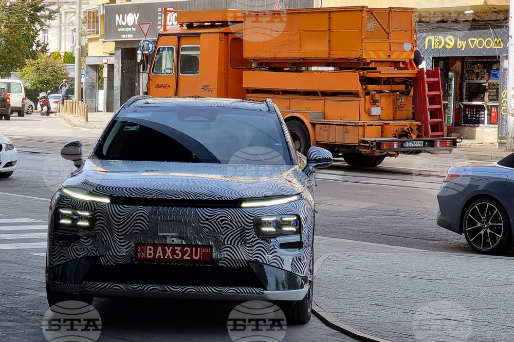 Нов автомобил - камуфлажно фолио