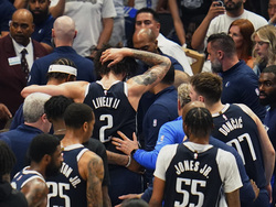 Timberwolves Mavericks Basketball