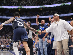 Timberwolves Mavericks Basketball