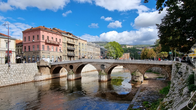 Обемът на търговията между Турция и Босна надхвърли сумата от 1 млрд. долара; двете страни актуализираха търговското си споразумение