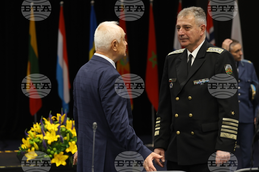 Парламентарна асамблея на НАТО - пленарно заседание