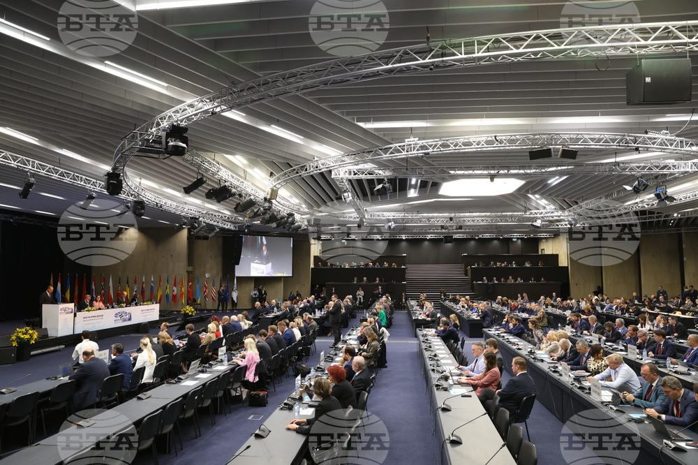 Парламентарна асамблея на НАТО - пленарно заседание