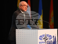 Парламентарна асамблея на НАТО - пленарно заседание