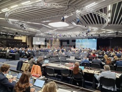 Парламентарна асамблея на НАТО - пленарно заседание