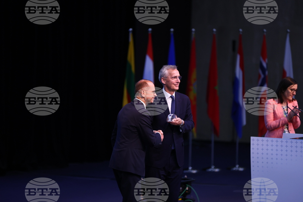 Парламентарна асамблея на НАТО - пленарно заседание