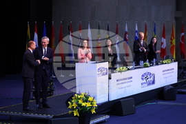 Парламентарна асамблея на НАТО - пленарно заседание