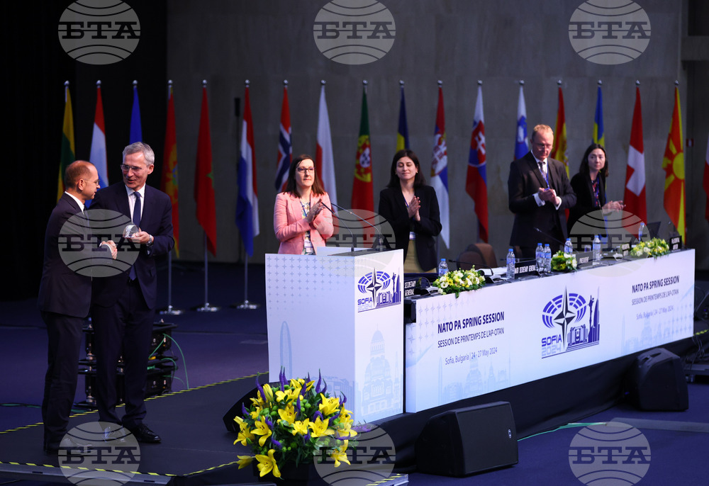 Парламентарна асамблея на НАТО - пленарно заседание