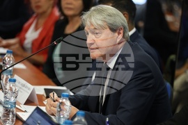 Българска търговско-промишлена палата - Индийско-българска бизнес камара - кръгла маса