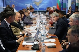 Българска търговско-промишлена палата - Индийско-българска бизнес камара - кръгла маса