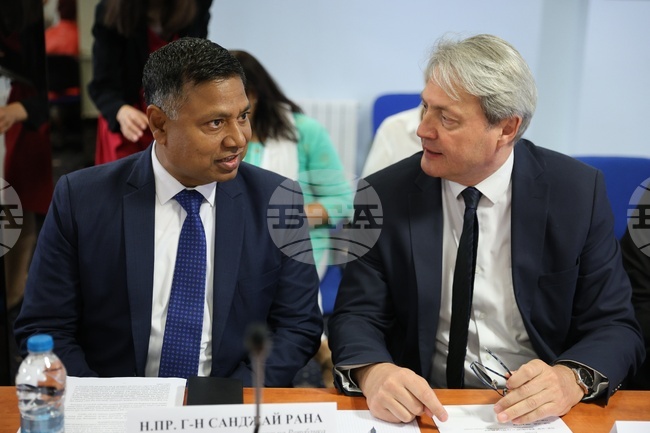 Българска търговско-промишлена палата - Индийско-българска бизнес камара - кръгла маса