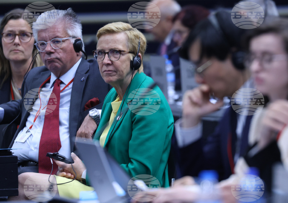 Парламентарна асамблея на НАТО - пленарно заседание