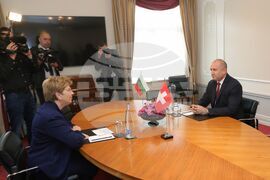 Швейцария - Румен Радев - Виола Амхерд - среща