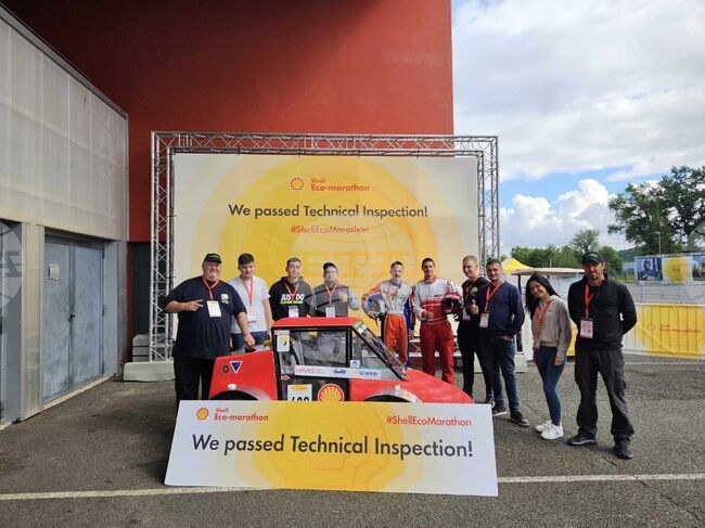 Русенският университет и отбор “HYDRU” за осма поредна година представят България в международното състезание “SHELL ECO MARATHON” в Ногаро, Франция