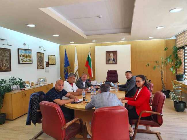 Председателят на Общински съвет Благоевград, Радослав Тасков, свиква редовно заседание на Общински съвет Благоевград на 31 май 2024 г. /петък/ от 9:30 ч. в зала „22-ри Септември”