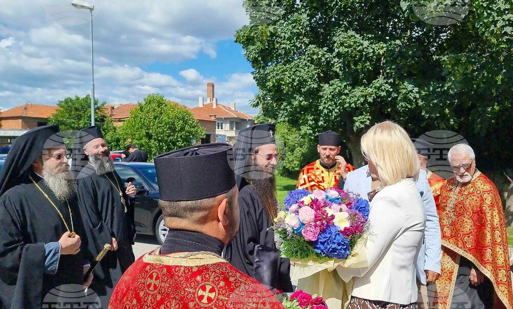 Сливен - митрополит - посрещане