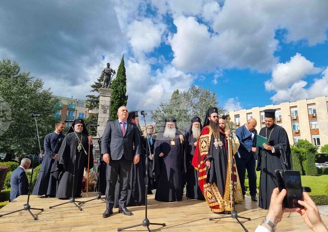 Сливен - митрополит - посрещане