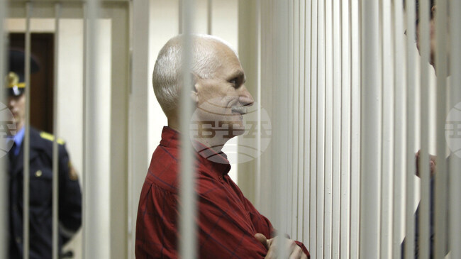 Беларус освободи 123 затворници, сред които нобеловия лауреат Алес Беляцки и видните опозиционери Мария Колесникова и Виктор Бабарико