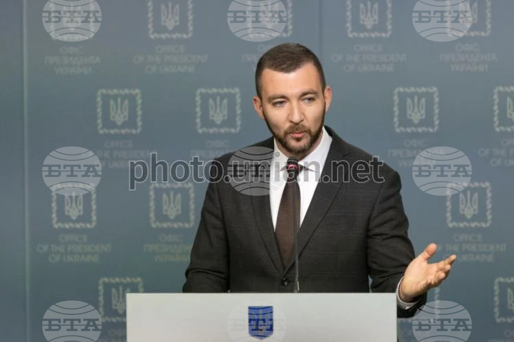 Под "превантивен удар“ срещу Русия Зеленски разбира санкции, заяви негов говорител