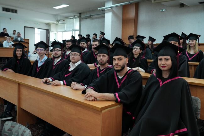 Дипломира се випуск 2023 на Природо-математическия факултет на ЮЗУ „Неофит Рилски“ 