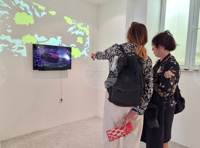 „Откритие и другост в Ерата 5.0“ е мотото на третото издание на форума за съвременно визуално изкуство „Буна“ във Варна