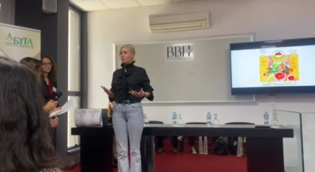 Земеделски форум ,,От фермата до твоята трапеза" бе представен на Осма работна среща между туристическия бизнес и местната власт в гр.Стара Загора