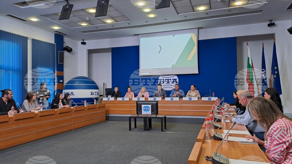Национален пресклуб на БТА София - хранителни добавки - дискусия