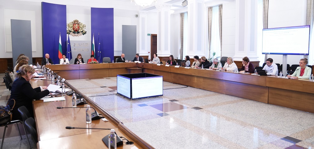 Министерски съвет: С над 6,2 млн. лв. ще се финансира борбата срещу домашното насилие до края на 2026 г.