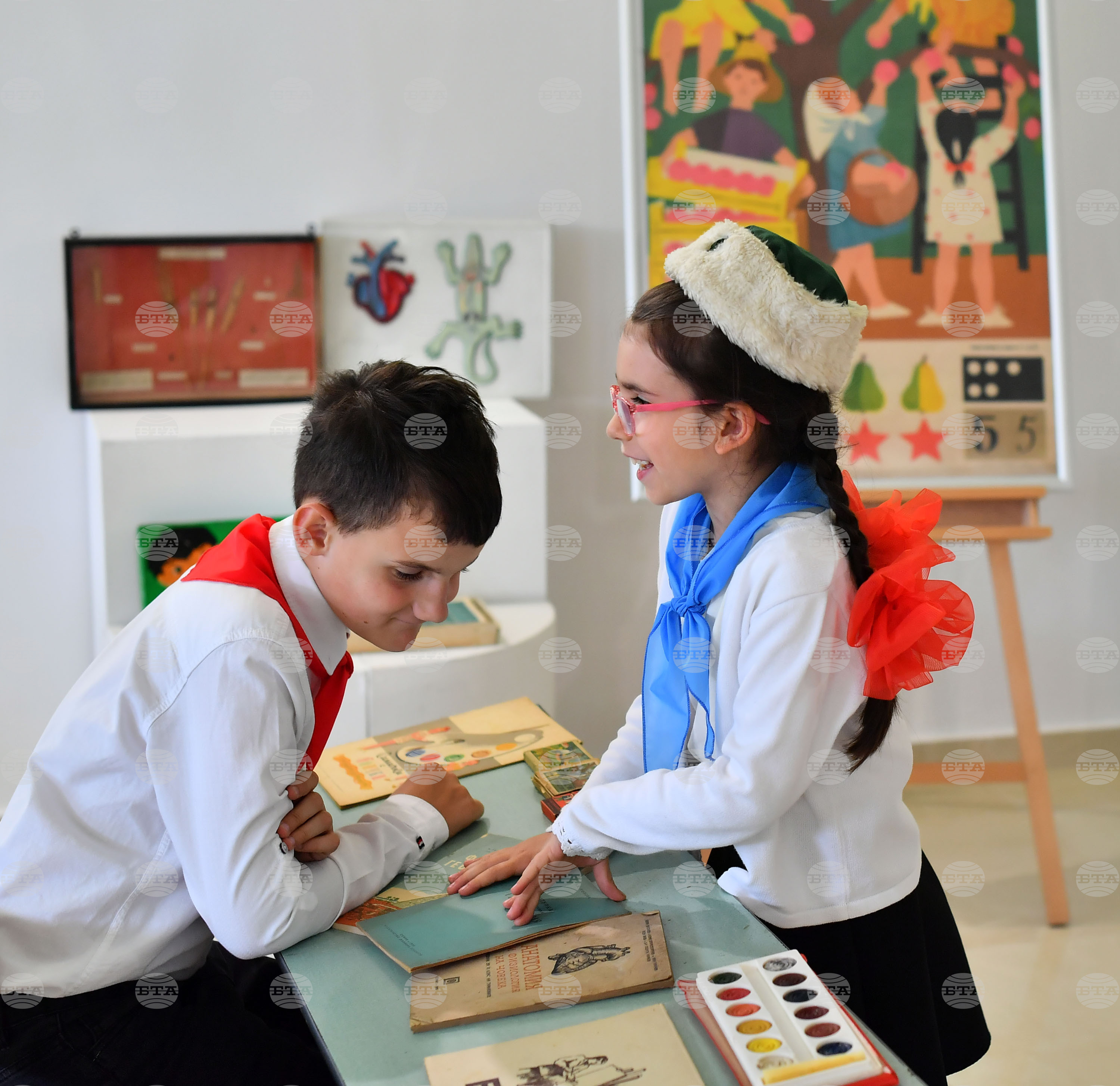 Исперих - изложба „Детство мое“