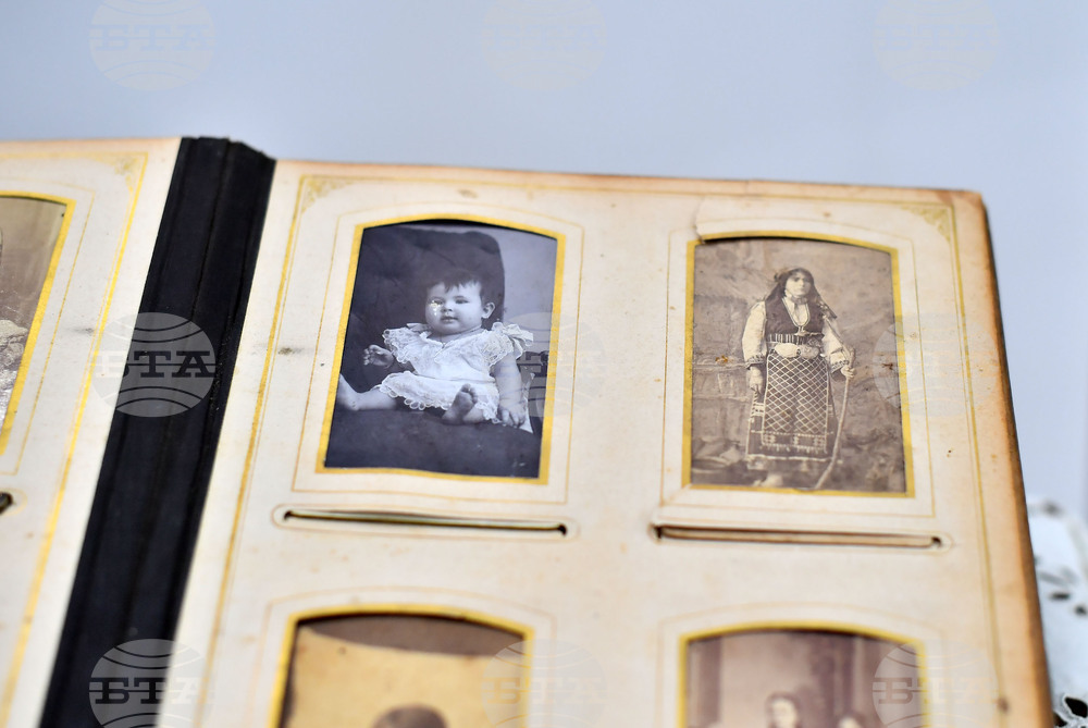 Исперих - изложба „Детство мое“