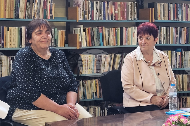 Самоков - Общинска библиотека - книга - представяне